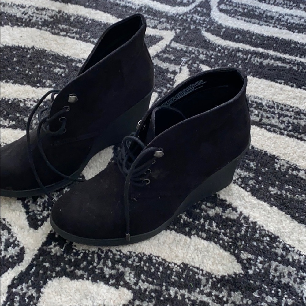 merona lace up suede wedge booties